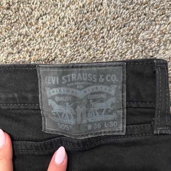 LEVI'S Men's 505 Regular Fit Jeans Size 36X30 In Native Cali Levi's Flex Black - Picture 12 of 13